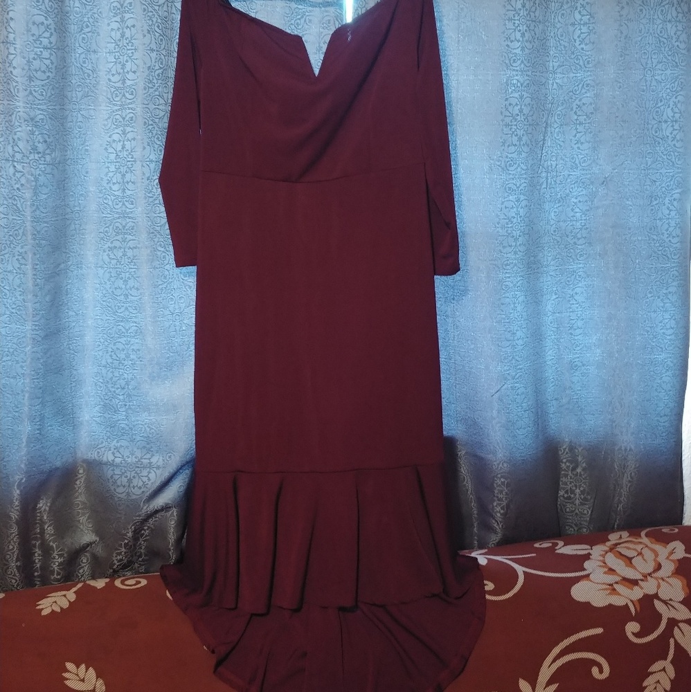 Dress - Picture 2 of 2